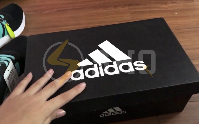 Nếu bạn đang tìm cho mình một nơi bán hộp đựng giày Adidas tốt và đảm bảo chất lượng thì có thể tham khảo SHQ